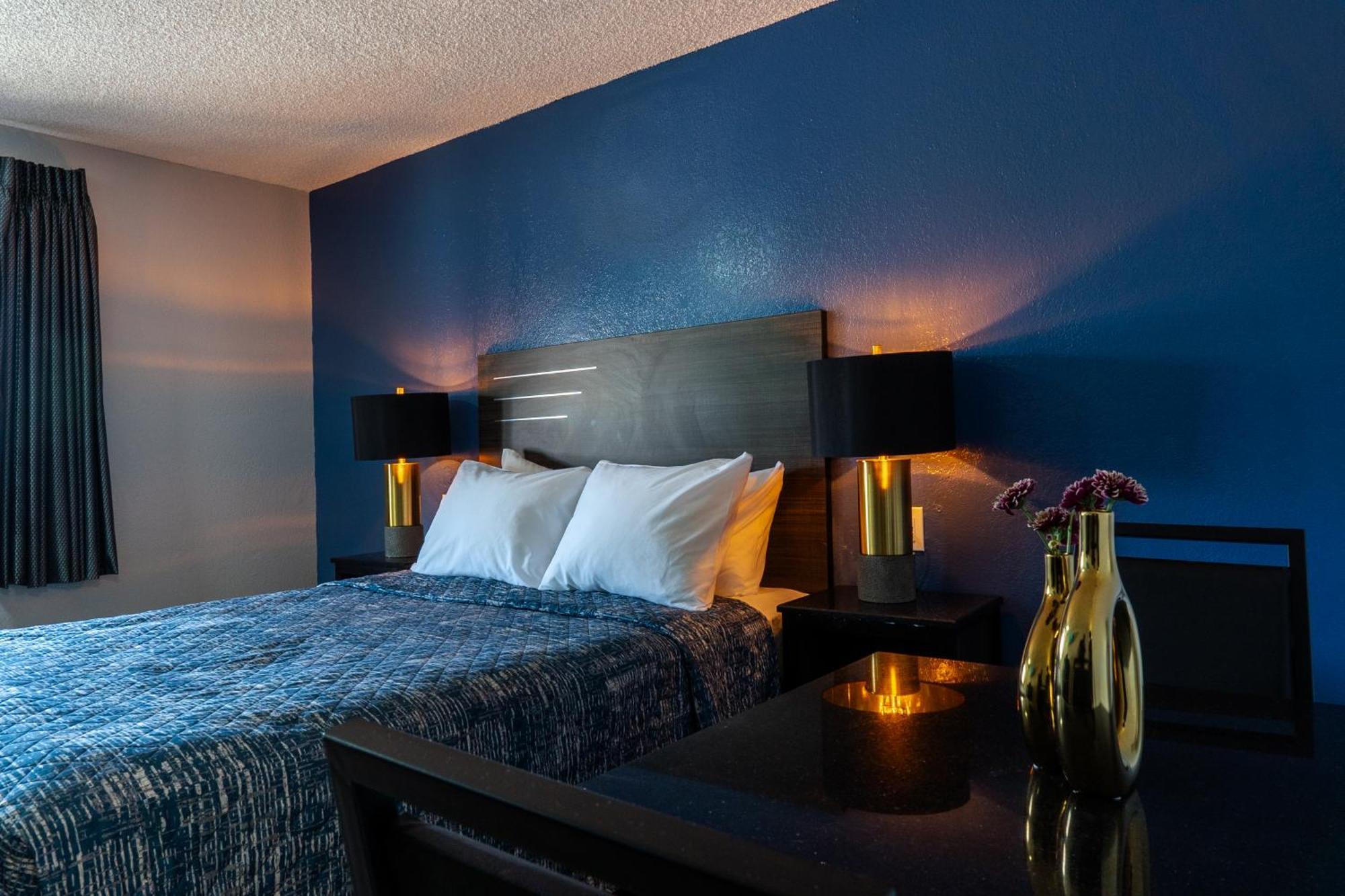 Pala Motel Pomona Room photo